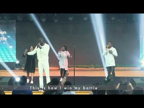 Dunsin oyekan (fragrance to fire) Live