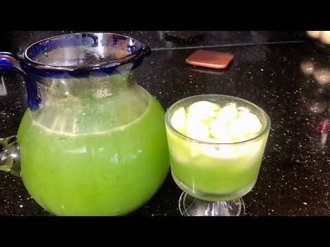 Agua de Albaca  con pepino y limon