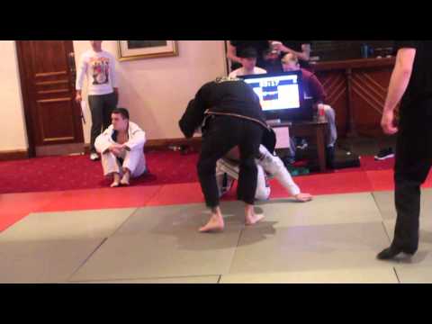 Ryan McCartney [Team Torress] vs Steven Byrne [ECJJ] Dublin International Open 2014