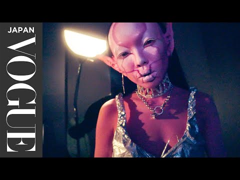 プリンセス・ゴラムの美しいエイリアン・メイクと、自分の居場所の見つけ方。| Extreme Beauty | VOGUE JAPAN