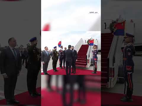 فيديو | رئيس المرحلة الانتقالية في سوريا أحمد الشرع يشارك في القمة العربية بالقاهرة حول غزة