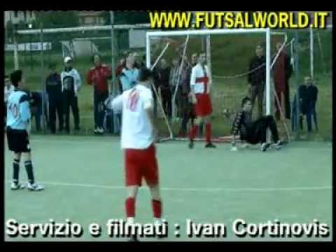 21/4/12 (1)Futsal : Coppa Lombardia , Rho C5  VS  Valmalenco . . . quarti di finale
