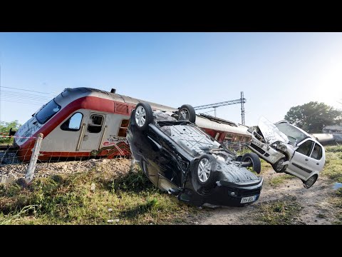 Total Idiots Trucks, Cars Vs Trains - Worst Train Hit Truck & Car 2022