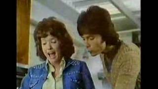 Cliff Richard - Brumburger Duet (with Debbie Watling)