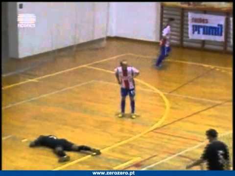 Operário 8-2 Académica