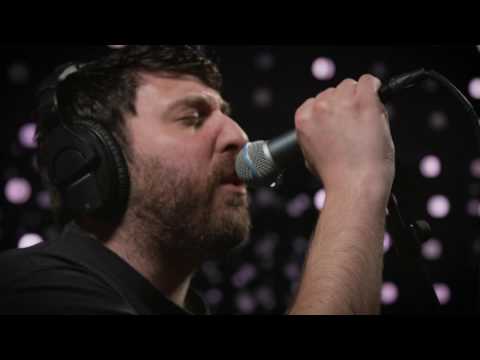 Dead Bars - Earplug Girl (Live on KEXP)