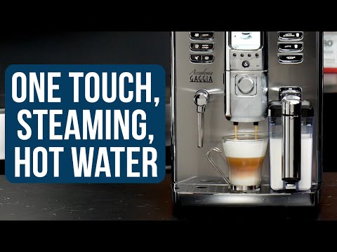 Como fazer bebidas lácteas, espumar leite e distribuir água quente na Gaggia Accademia