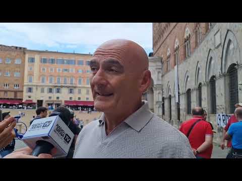 Il sindaco di Siena Fabio riceve in comune i tifosi del Siena