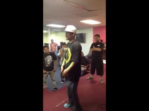 MC Chato vs Buzz FlytYear