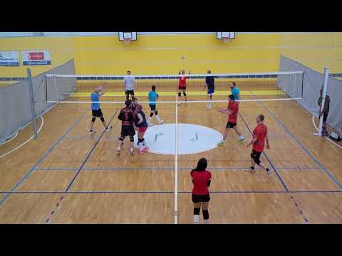 2018-04-08- 1. AVL Olomouc Tučňáci - Smečka (černé, červené dresy) 2:0