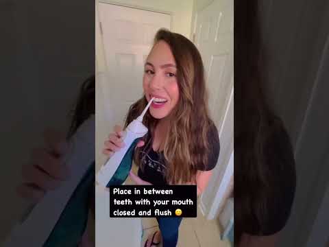 How to use a Water Flosser #dentalassistant  #dentallife #dentalhumor  #fyp #oralcare #flossing