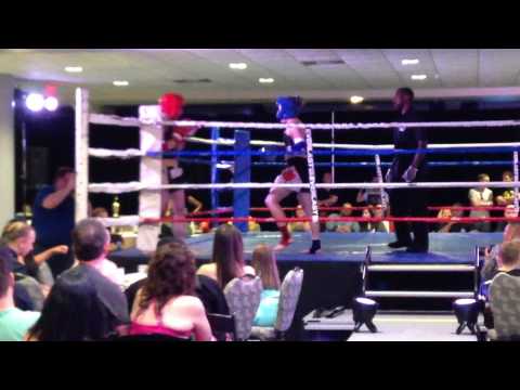 Mandana Rafat (Southside) vs Amber Berg (Double Dragon)