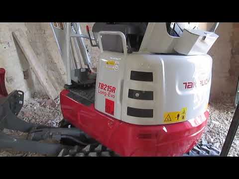 Nuovo Escavatore Takeuchi TB 215 R Long Evo