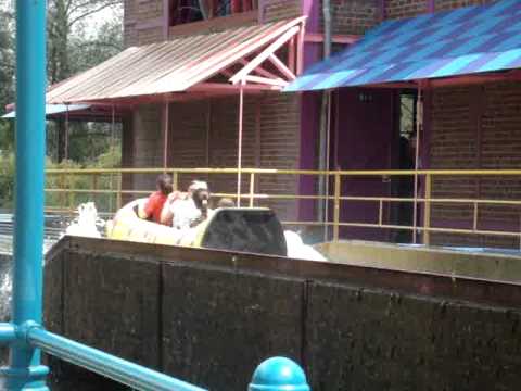 natacha nathan morgane dans le flach back de walibi