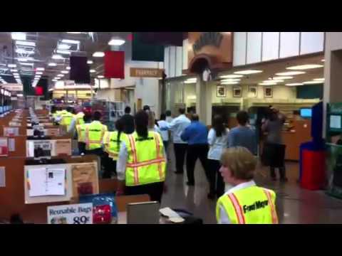 Fred Meyer First Ever Flash Mob Wilsonville