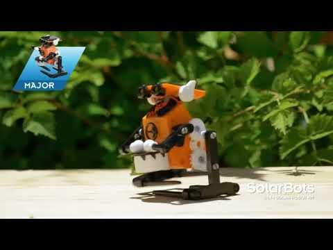 7-in-1 Solar Robot Kit: DIY STEM Toy Transforms into 7 Models Powered by Green Energy