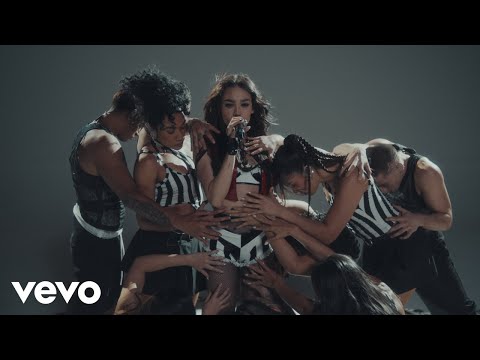 TENEMOS QUE HABLAR (Live Performance del film DANNA: Tenemos Que Hablar - Un filme de CHILDSTAR)