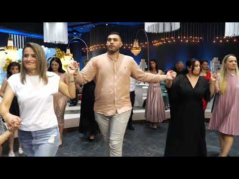 Edmond Grëmbi - Kolazh popullor