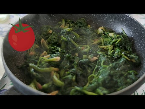 Italian Sautéed Spinach Recipe | Gli Spinaci Della Nonna | Spinach Side Dish