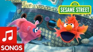 Sesame Street: All Around the Ocean Song feat. Elmo and Abby Fish