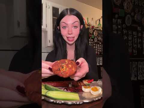 my girl dinner as a savoury girl 🫒🍸💋