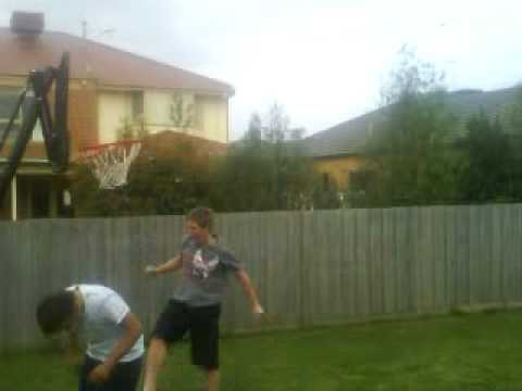 Budge dunks on Bruno