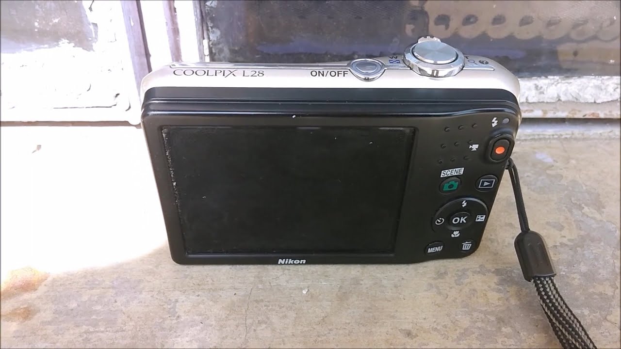 Цифровой фотоаппарат Nikon Coolpix L28 серебро уценка (выставочный образец)