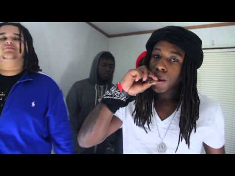 B Yella - Pillow Talkin Ft. Tay600 (Produced By CashMoneyAp)