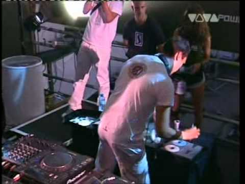 Loveparade 2006   Siegessaeule live Djsets 15 07 2006 PDTV