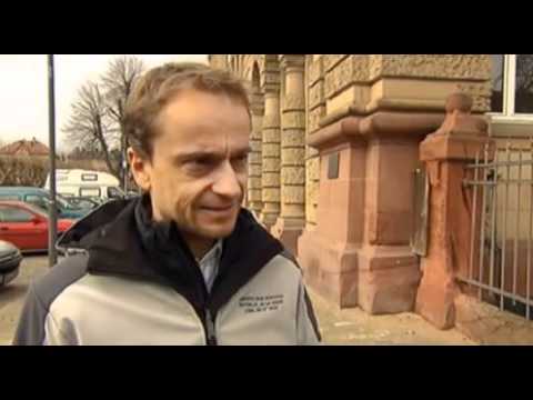 Landau: Mutter ersticht 8 jährigen Sohn mit  18 Messerstichen in Hals und Körper