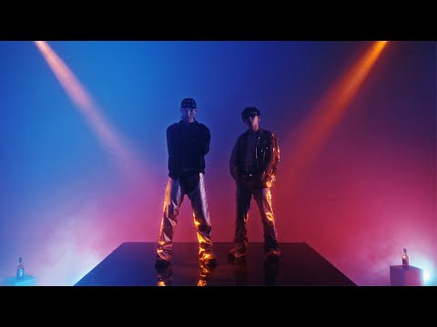 Novel Fergus, Novel Flash - 板斧