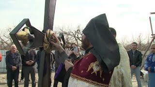 Օծվել են Ոսկետափի նորակառույց եկեղեցու խաչերը