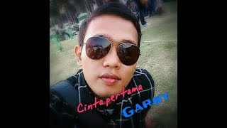 Download lagu Cinta pertama GARBY (LIRIK) - umar hardiansyah mp3 Download lagu Cinta pertama GARBY (LIRIK) - umar hardiansyah mp3