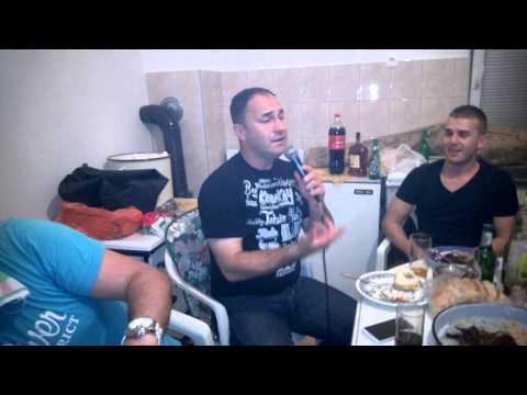 Edo Husarić-Pozn'o bih te medj' hiljadu zena