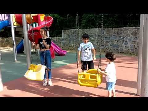 Aren Parkta Salıncak Döndürüyor/EĞLENCELİ PARK VİDEOLARI#eğlenceliçocukvideosu