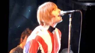 beady eye - standing on the edge of the noise