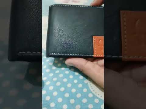 Printed bi fold wild horn leather wallet, card slots: 6