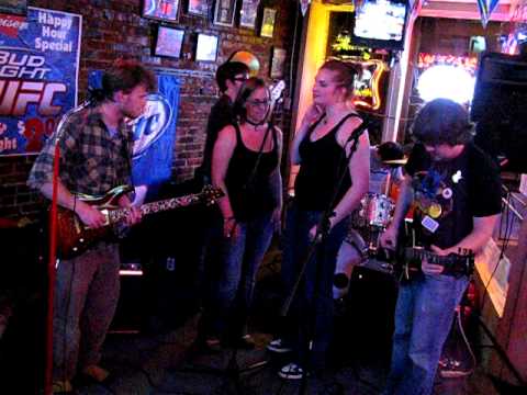 Sands live at the Cabin Tavern
