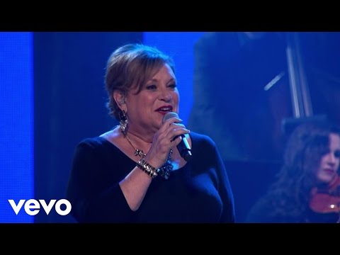 Sandi Patty - How Majestic Is Your Name (Live)