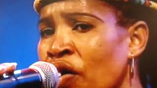 lucky dube -born to suffer (live in switzerland)