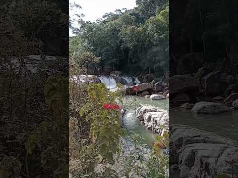 Cachoeira em Águas Mornas – Uma Verdadeira Obra de Deus