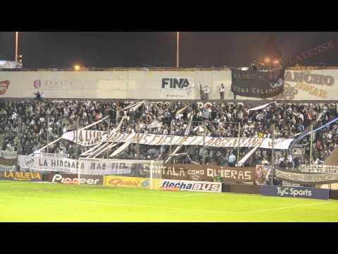 "La hinchada Calamar | Platense 1 - 1 Nueva Chicago | Fecha 10 | Campeonato 2013/2014" Barra: La Banda Más Fiel • Club: Atlético Platense