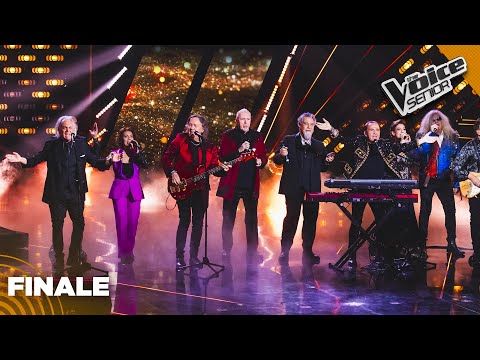 I Pooh cantano con i concorrenti alla Finale di The Voice Senior 4