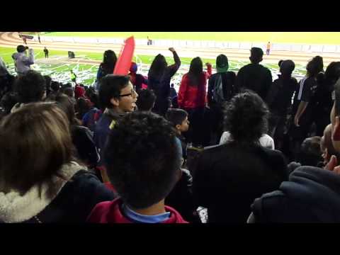 "No me arrepiento de este amor" Barra: Mafia Azul Grana • Club: Deportivo Quito