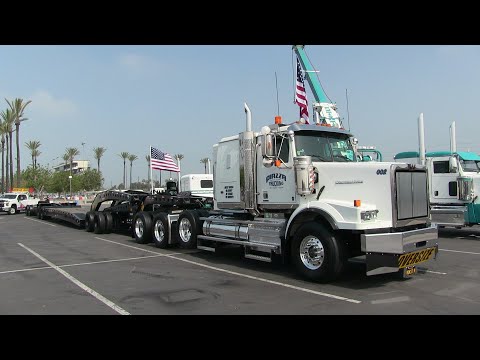 Piazza Trucking Western Star W4900SB "Rockstar" And 9-Axle Cozad Trailer "8 Ball" Leaving TFK 2023