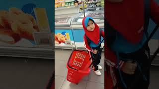 Download lagu Alhamdulillah Rayya Rayyi belanja bareng di Superindo 🥰 mp3 Download lagu Alhamdulillah Rayya Rayyi belanja bareng di Superindo 🥰 mp3