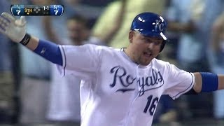 SEA@KC: Royals walk off on Butler's dramatic home run
