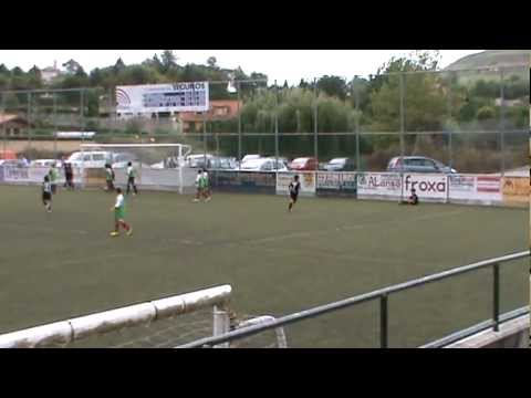 JUGADA DE EQUIPO DESDE MEDIO CAMPO ASISTENCIA DE SERGIO Y GOL DE RAUL.
