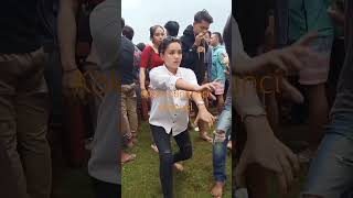 Download lagu Aksi dalang cantik sembuhkan wayang nyaa, ebeg ngesti Budoyo mp3