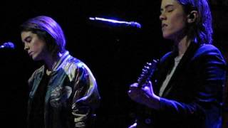 TEGAN AND SARA Now I'm All Messed Up ROUGH TRADE NYC June 7 2016